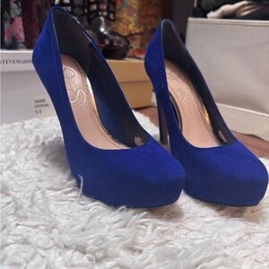 Jessica Simpson Parisah Pumps
